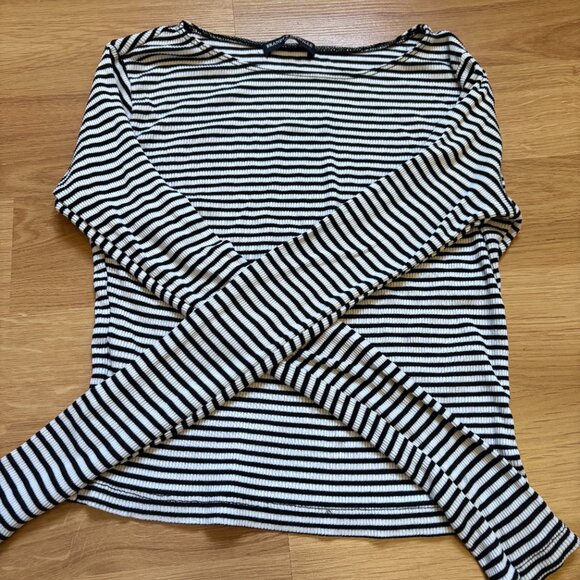 Brandy Melville Striped Long Sleeve Top - Picture 4 of 4